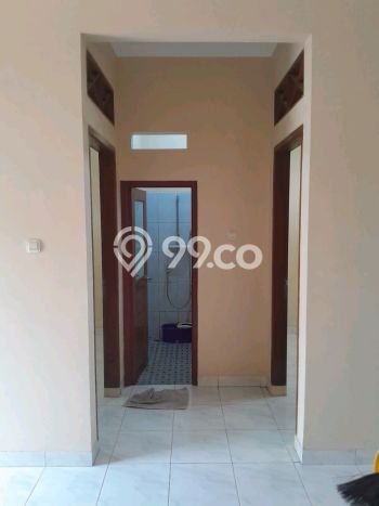 Rumah Luas Asri 3 KT Siap Pakai di Kunciran Tangerang Rumah Luas Asri 3 KT Siap Pakai di Kunciran Tangerang