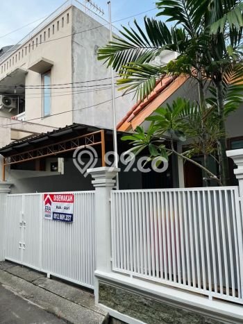 Jual Rumah Minimalis Bagus Punya 0 KT di Tebet Jakarta Selatan - Jual Rumah Minimalis Bagus Punya 0 KT di Tebet Jakarta Selatan -