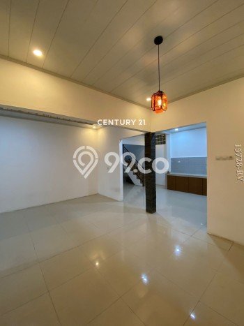 Hunian Cantik Minimalis Lb 180m2 di Ciledug, Tangerang Hunian Cantik Minimalis Lb 180m2 di Ciledug, Tangerang