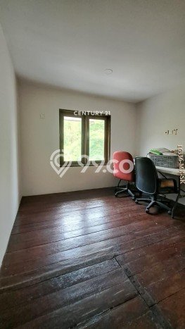 Rumah Mewah LB 180m2 Siap Huni Desain Elegan di Sektor 9-Bintaro, Tangerang Selatan Rumah Mewah LB 180m2 Siap Huni Desain Elegan di Sektor 9-Bintaro, Tangerang Selatan