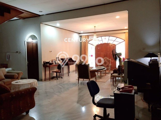 Siap Huni Hunian Elit 5 Kamar di Kebayoran Lama Dekat ke Mana Saja Siap Huni Hunian Elit 5 Kamar di Kebayoran Lama Dekat ke Mana Saja