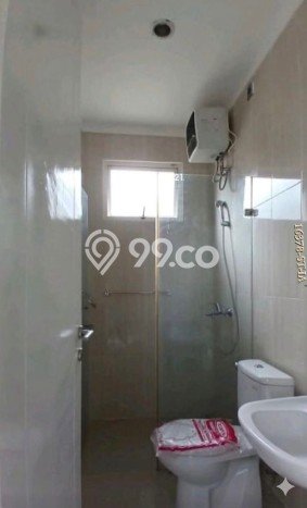 Disewakan! Rumah 4 Kamar Tidur &
3 Kamar Mandi di Sektor 7-Bintaro, Tangerang Selatan Disewakan! Rumah 4 Kamar Tidur &
3 Kamar Mandi di Sektor 7-Bintaro, Tangerang Selatan