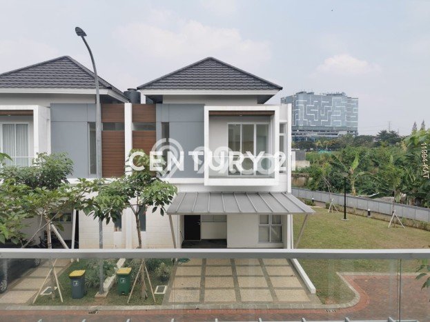 Dijual Rumah Premium dengan Fasilitas Sekitar Lengkap di Cipondoh, Tangerang Dijual Rumah Premium dengan Fasilitas Sekitar Lengkap di Cipondoh, Tangerang
