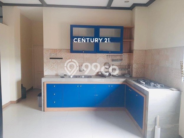 Untuk Dijual Ruko di Kebayoran Lama Jakarta Selatan LT 915m2 / LB 1560m2 Untuk Dijual Ruko di Kebayoran Lama Jakarta Selatan LT 915m2 / LB 1560m2