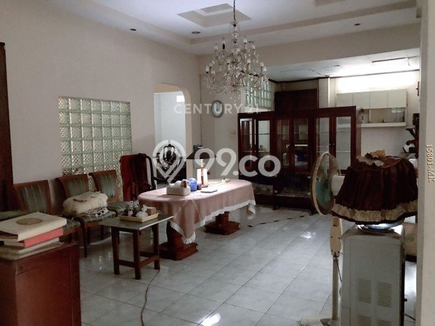 Siap Huni Hunian Elit 5 Kamar di Kebayoran Lama Dekat ke Mana Saja Siap Huni Hunian Elit 5 Kamar di Kebayoran Lama Dekat ke Mana Saja