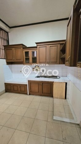 Hunian Mewah LB 400m2 Siap Pakai Desain Elegan di Fatmawati, Jakarta Selatan Hunian Mewah LB 400m2 Siap Pakai Desain Elegan di Fatmawati, Jakarta Selatan