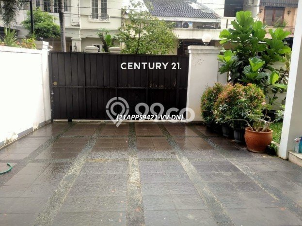 Rumah Mewah LB 220m2 Siap Pakai Desain Elegan di Pondok Indah, Jakarta Selatan Rumah Mewah LB 220m2 Siap Pakai Desain Elegan di Pondok Indah, Jakarta Selatan