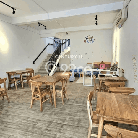 Ruko Dijual di Prime Area Tangerang Selatan Luas 445m2 Ruko Dijual di Prime Area Tangerang Selatan Luas 445m2
