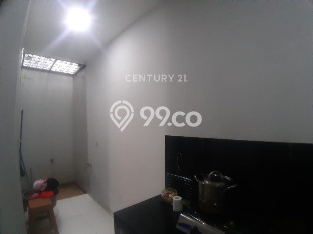 Rumah Luas Asri 2 KT Siap Huni di Graha Raya Bintaro Tangerang Selatan Rumah Luas Asri 2 KT Siap Huni di Graha Raya Bintaro Tangerang Selatan