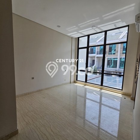 Rumah Mewah LB 300m2 Siap Huni Desain Elegan di Pondok Indah, Jakarta Selatan Rumah Mewah LB 300m2 Siap Huni Desain Elegan di Pondok Indah, Jakarta Selatan