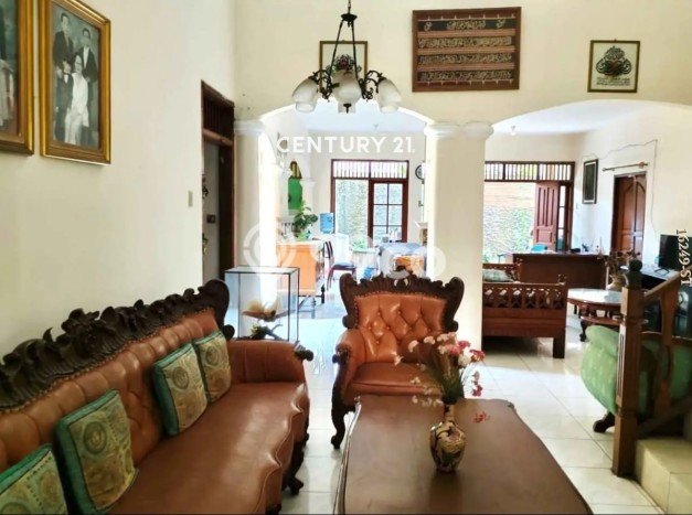 Rumah Elit Modern Tanpa Renovasi di Sektor 5 - Bintaro Tangerang Selatan Rumah Elit Modern Tanpa Renovasi di Sektor 5 - Bintaro Tangerang Selatan