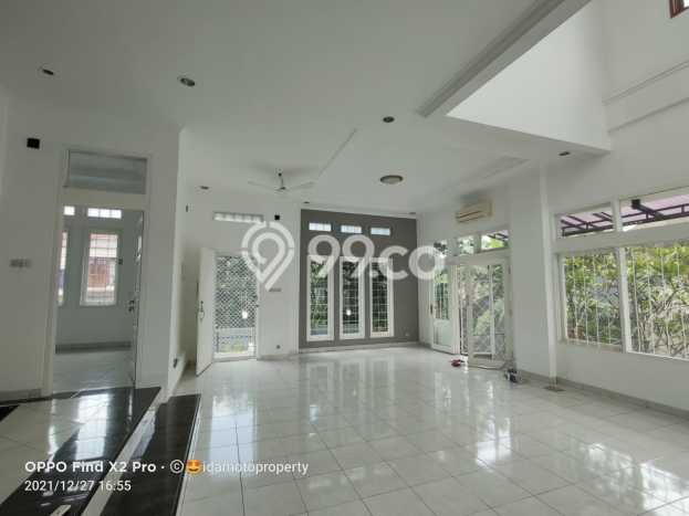 Siap Huni Hunian Elit 6 Kamar di Mampang Prapatan Dekat ke Mana Saja Siap Huni Hunian Elit 6 Kamar di Mampang Prapatan Dekat ke Mana Saja