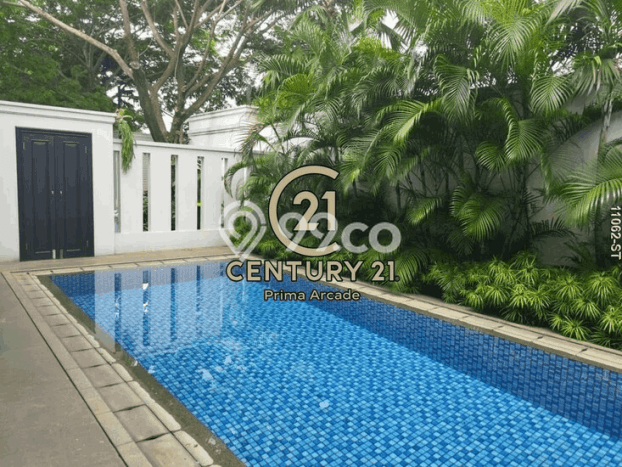 Rumah Luxury Modern Siap Huni di Kemang Jakarta Selatan Rumah Luxury Modern Siap Huni di Kemang Jakarta Selatan