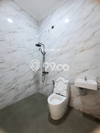Ready to Use! Premium House LT 215m2 Desain Elegan di Sektor 9-Bintaro Ready to Use! Premium House LT 215m2 Desain Elegan di Sektor 9-Bintaro