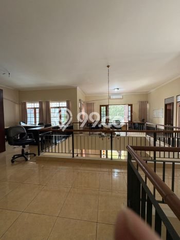 Hunian Mewah LB 450m2 Siap Huni Desain Elegan di Kalibata, Jakarta Selatan Hunian Mewah LB 450m2 Siap Huni Desain Elegan di Kalibata, Jakarta Selatan