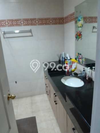 Rumah Elit Modern Tanpa Renovasi di Cibubur Depok Rumah Elit Modern Tanpa Renovasi di Cibubur Depok
