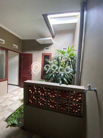 Jual Segera Rumah 2 KT 2 KM di Kawasan Bisnis Karangploso, Malang Jual Segera Rumah 2 KT 2 KM di Kawasan Bisnis Karangploso, Malang
