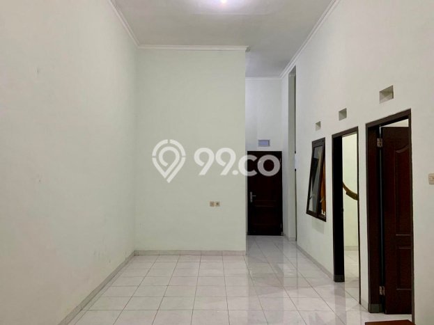 Rumah Minimalis 2 KT di Soekarno Hatta Malang Semi Furnished Rumah Minimalis 2 KT di Soekarno Hatta Malang Semi Furnished