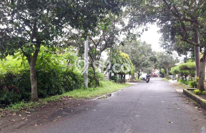 HARGA MENARIK! Tanah Kawasan , Luas 391m2m², Lokasi Berkembang HARGA MENARIK! Tanah Kawasan , Luas 391m2m², Lokasi Berkembang