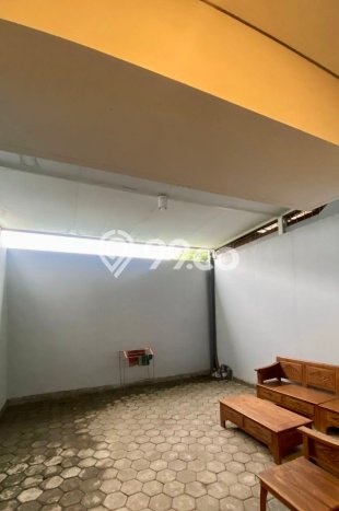 Rumah Lokasi Strategis di , Malang, LT 75m2m² LB 120m2m² Rumah Lokasi Strategis di , Malang, LT 75m2m² LB 120m2m²