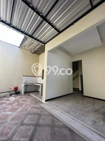 Rumah kawasan Blimbing, Malang, LT 88m2m² Bangunan 130m2m² Rumah kawasan Blimbing, Malang, LT 88m2m² Bangunan 130m2m²