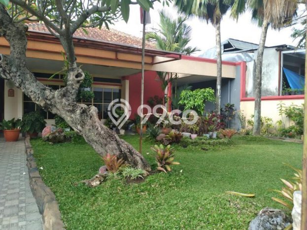 Rumah Elit Modern Siap Huni di Soekarno Hatta Malang Rumah Elit Modern Siap Huni di Soekarno Hatta Malang