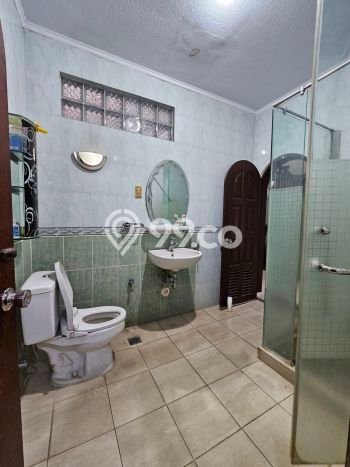 SIAP HUNI! Rumah Asri di Medan Timur, Luas 164m² LB 360m² SIAP HUNI! Rumah Asri di Medan Timur, Luas 164m² LB 360m²