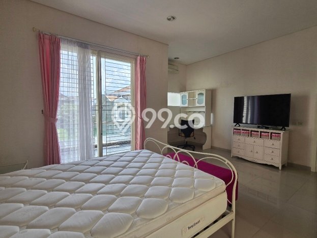 Jual Rumah Mewah Elegan Dengan View Eksklusif di Surabaya Kota, Surabaya Jual Rumah Mewah Elegan Dengan View Eksklusif di Surabaya Kota, Surabaya