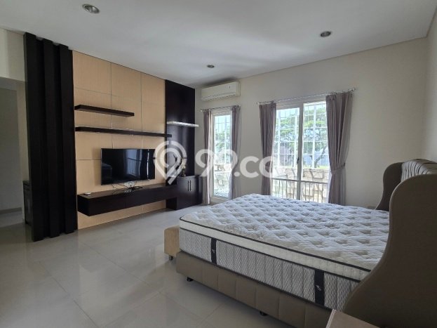 Jual Rumah Mewah Elegan Dengan View Eksklusif di Surabaya Kota, Surabaya Jual Rumah Mewah Elegan Dengan View Eksklusif di Surabaya Kota, Surabaya