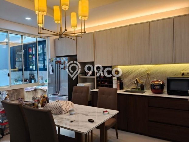 Rumah Luxury Modern Siap Huni di Pabean Cantikan Surabaya Rumah Luxury Modern Siap Huni di Pabean Cantikan Surabaya
