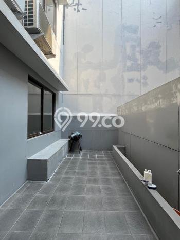 Rumah Elit Modern Siap Huni di BSD Tangerang Rumah Elit Modern Siap Huni di BSD Tangerang