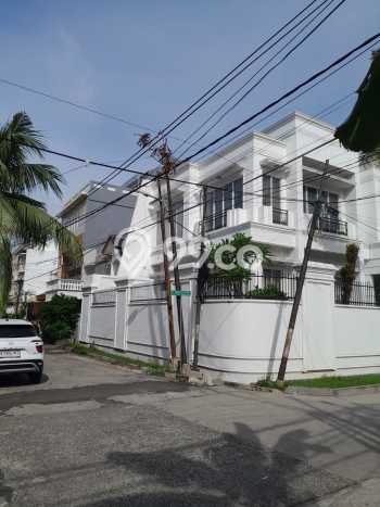 Hunian Impian Keluarga LB 440m2m² View Kota di , Jakarta Utara Hunian Impian Keluarga LB 440m2m² View Kota di , Jakarta Utara