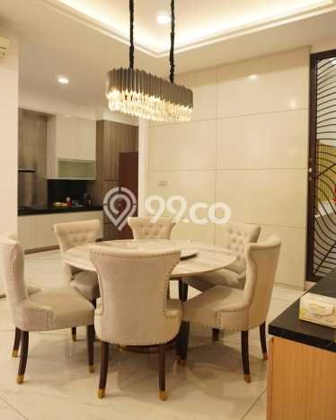 Rumah Mewah LB 475m2 Siap Huni Desain Elegan di Pantai Indah Kapuk, Jakarta Utara Rumah Mewah LB 475m2 Siap Huni Desain Elegan di Pantai Indah Kapuk, Jakarta Utara
