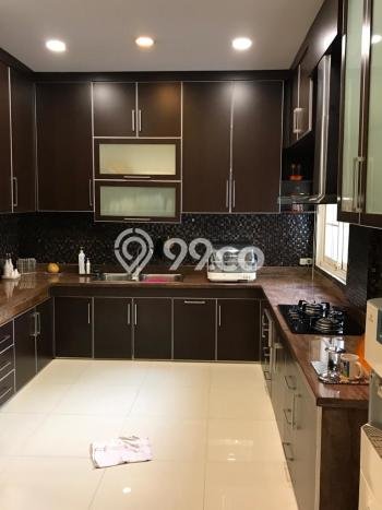 Rumah Elit LB 250m2 Siap Pakai Desain Elegan di Pluit, Jakarta Utara Rumah Elit LB 250m2 Siap Pakai Desain Elegan di Pluit, Jakarta Utara