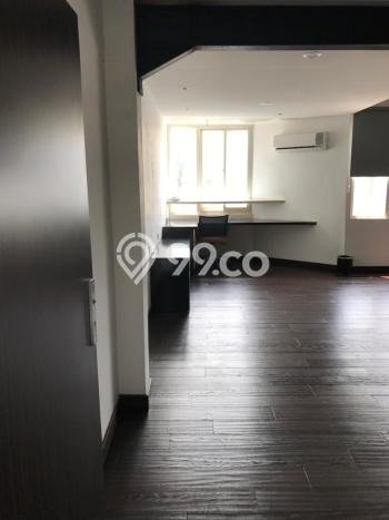 Rumah Elit LB 250m2 Siap Pakai Desain Elegan di Pluit, Jakarta Utara Rumah Elit LB 250m2 Siap Pakai Desain Elegan di Pluit, Jakarta Utara