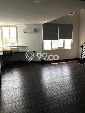 Rumah Elit LB 250m2 Siap Pakai Desain Elegan di Pluit, Jakarta Utara Rumah Elit LB 250m2 Siap Pakai Desain Elegan di Pluit, Jakarta Utara