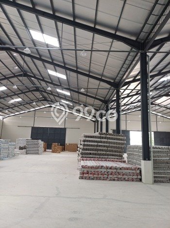 Gudang disewakan lokasi strategis Legok Tangerang 2000m2 Gudang disewakan lokasi strategis Legok Tangerang 2000m2