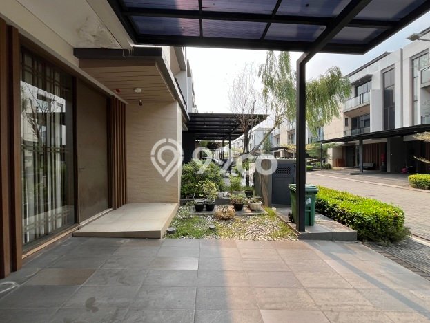 Rumah Elit Modern Siap Huni di BSD Tangerang Rumah Elit Modern Siap Huni di BSD Tangerang