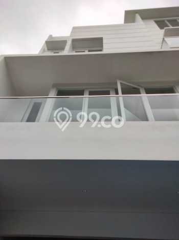 Hunian Mewah LB 650m2 Siap Pakai Desain Elegan di Sunter, Jakarta Utara Hunian Mewah LB 650m2 Siap Pakai Desain Elegan di Sunter, Jakarta Utara