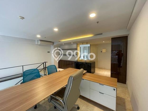 Unit Kantor disewakan di Pancoran Jakarta Selatan dengan LT 97m2 / LB 97m2 Unit Kantor disewakan di Pancoran Jakarta Selatan dengan LT 97m2 / LB 97m2