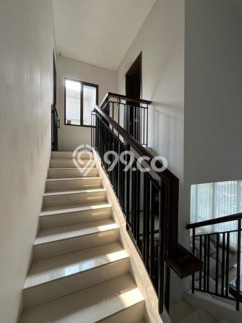 Rumah Elit Modern Siap Huni di BSD Tangerang Rumah Elit Modern Siap Huni di BSD Tangerang