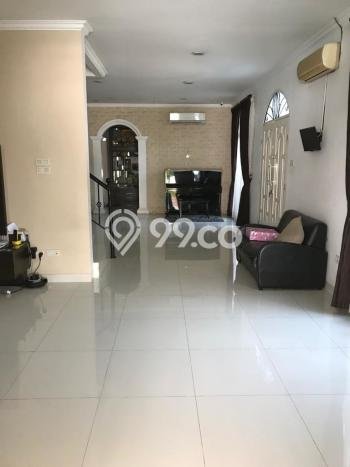 Rumah Elit LB 250m2 Siap Pakai Desain Elegan di Pluit, Jakarta Utara Rumah Elit LB 250m2 Siap Pakai Desain Elegan di Pluit, Jakarta Utara