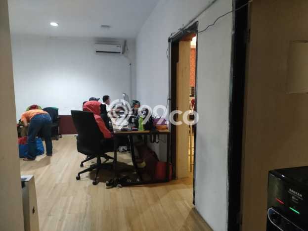 FOR RENT! Ruko di Kebon Kacang Cocok untuk Bisnis 975m2 FOR RENT! Ruko di Kebon Kacang Cocok untuk Bisnis 975m2