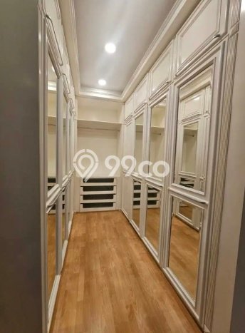 Rumah Elit Modern Tanpa Renovasi di Pluit Jakarta Utara Rumah Elit Modern Tanpa Renovasi di Pluit Jakarta Utara