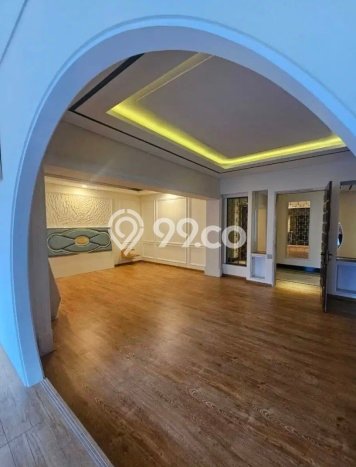 Rumah Elit Modern Tanpa Renovasi di Pluit Jakarta Utara Rumah Elit Modern Tanpa Renovasi di Pluit Jakarta Utara