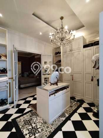 Siap Huni Rumah Mewah 6 Kamar di Pancoran Dekat ke Mana Saja Siap Huni Rumah Mewah 6 Kamar di Pancoran Dekat ke Mana Saja