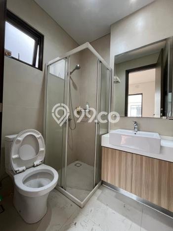 Rumah Elit Modern Siap Huni di BSD Tangerang Rumah Elit Modern Siap Huni di BSD Tangerang