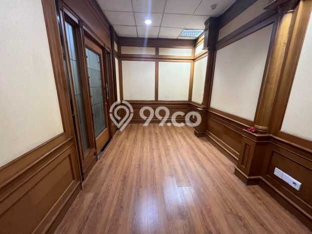 Unit Komersial Disewakan di Jakarta Selatan Area Strategis Harga Kompetitif Unit Komersial Disewakan di Jakarta Selatan Area Strategis Harga Kompetitif