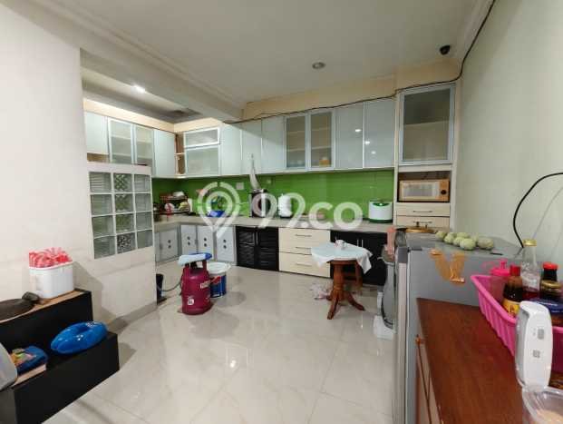Rumah Elit Modern Tanpa Renovasi di Sunter Jakarta Utara Rumah Elit Modern Tanpa Renovasi di Sunter Jakarta Utara