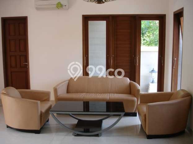 Ready to Use! Luxury House LT 300m2 Desain Elegan di Peguyangan Kangin Ready to Use! Luxury House LT 300m2 Desain Elegan di Peguyangan Kangin
